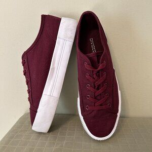 LAST CHANCE - On Trend Burgundy - Divided by H&M - Platform Canvas Sneakers Sz 8